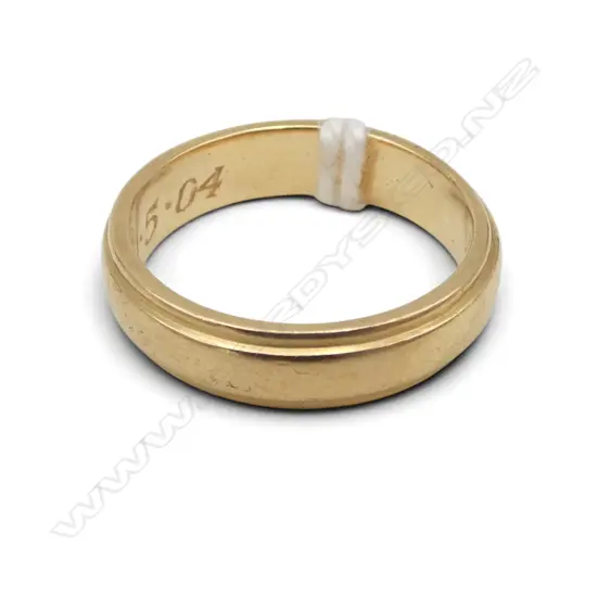18CT WEDDER 5.2gms SIZE K1/2