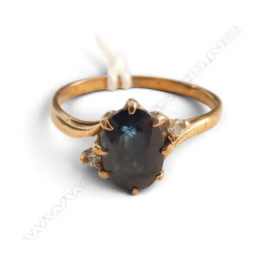 9CT GOLD SAPPHIRE AND DIAMOND RING 2.04gms SIZE N1/2