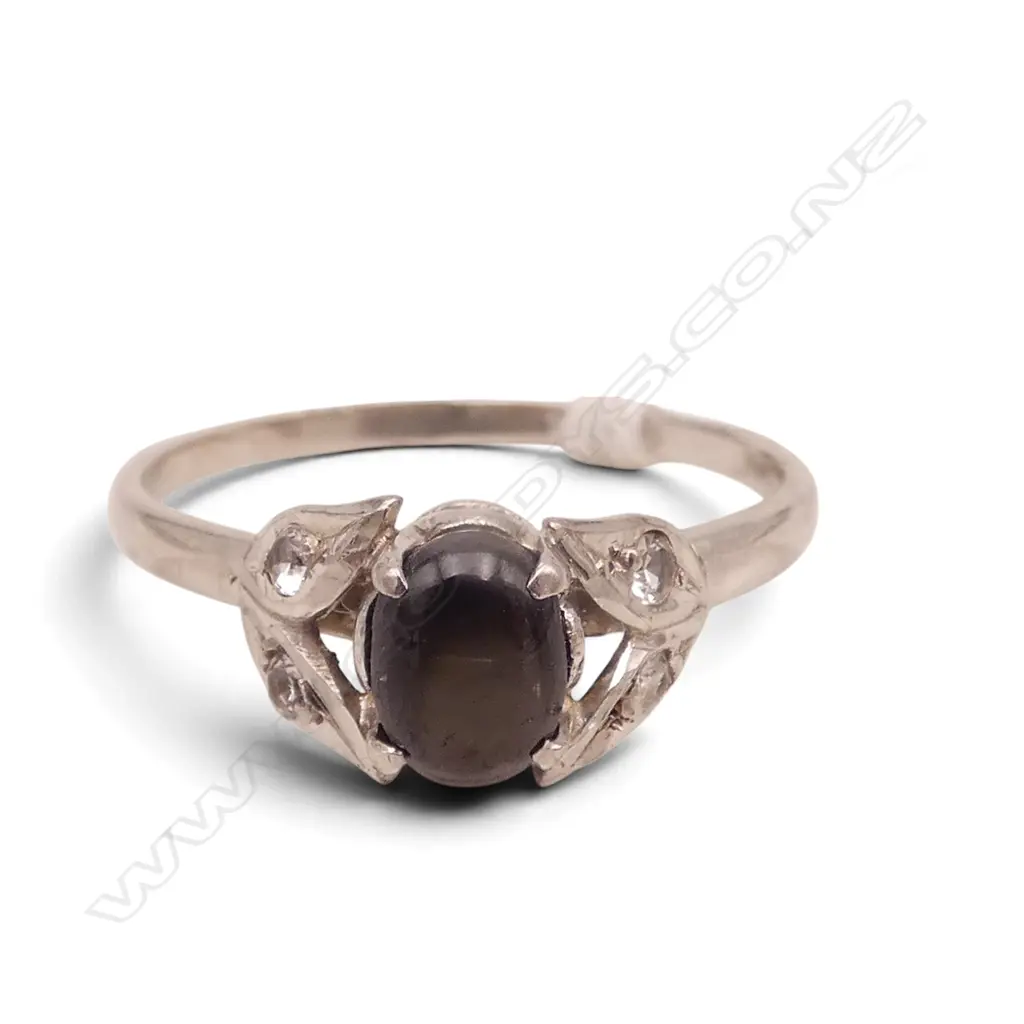 18CT WHITE GOLD STAR SAPPHIRE RING SIZE U Image 1++