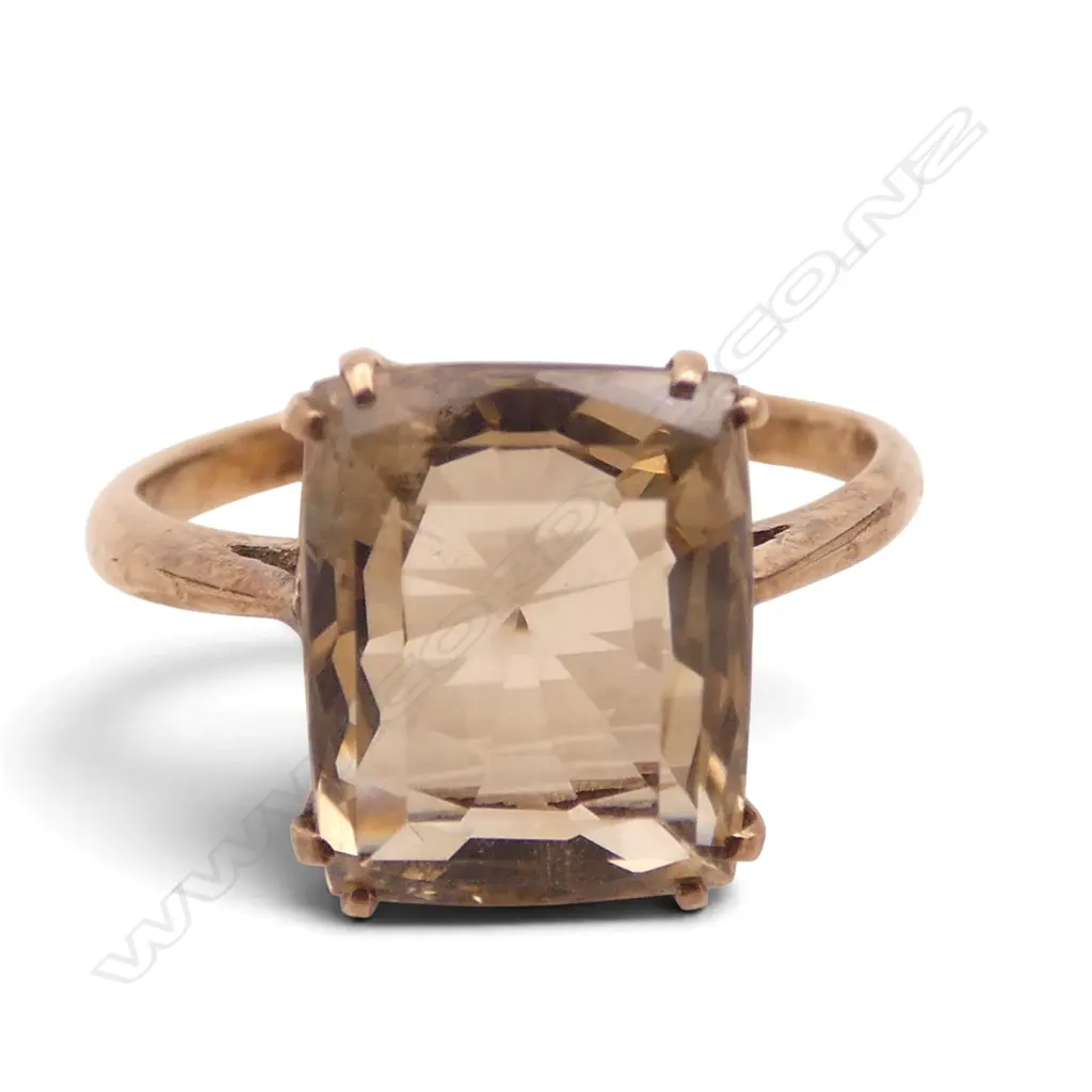 9CT GOLD AND CITRINE RING 2.48gms SIZE L Image 1++