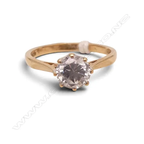 9CT GOLD AND CZ RING 2.28gms SIZE N