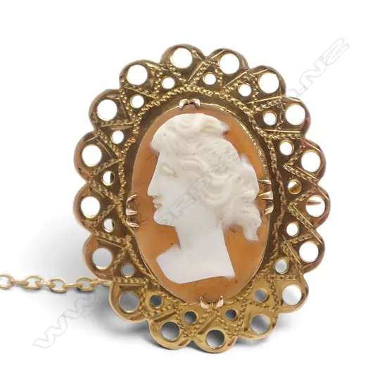 9ct CAMEO BROOCH 4.67gms
