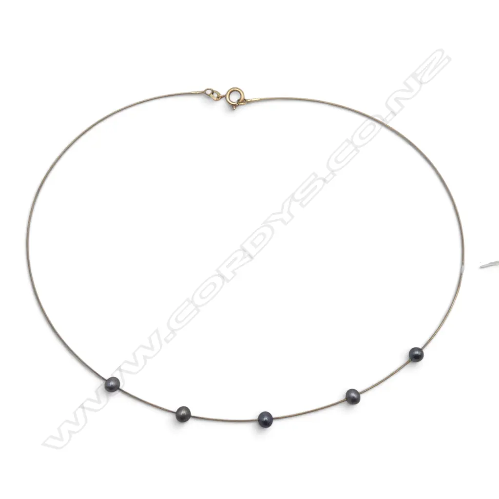 9CT GOLD WIRE AND BLACK PEARL NECKLET Image 1++