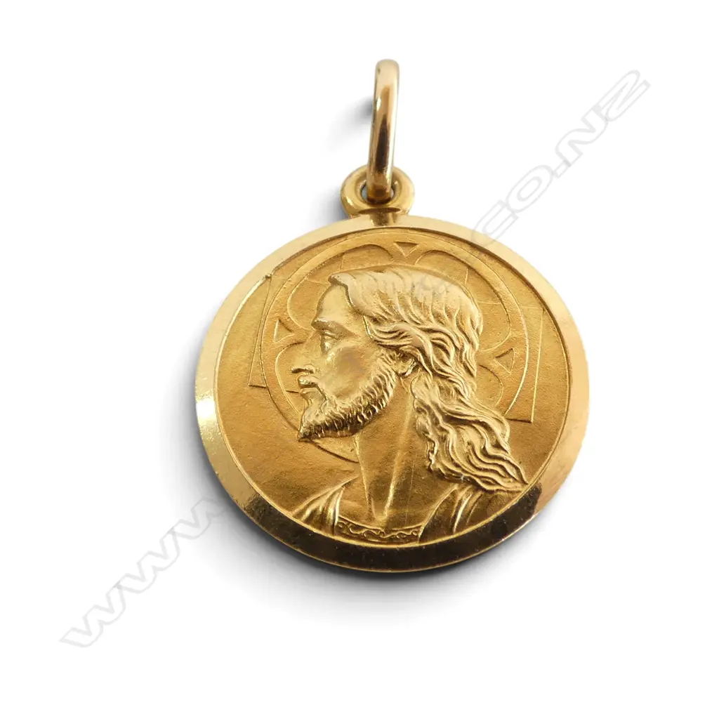 18ct GOLD PENDANT 3.36gms Image 1++