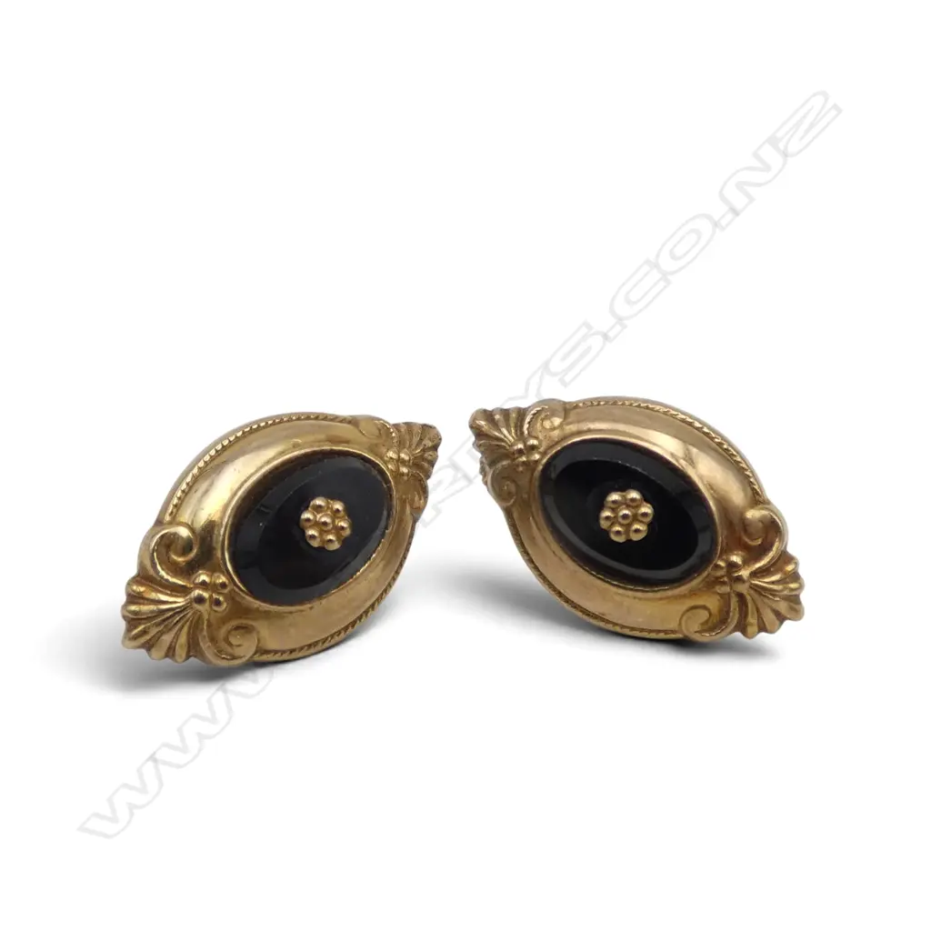 VICTORIAN 9CT GOLD AND ONYX EARRINGS 8CT GOLD SCREWS ADDED LATER 3.30gms Image 1++
