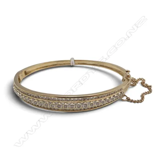 9CT GOLD AND TRIPLE BAND DIAMOND BANGLE 16.33gms