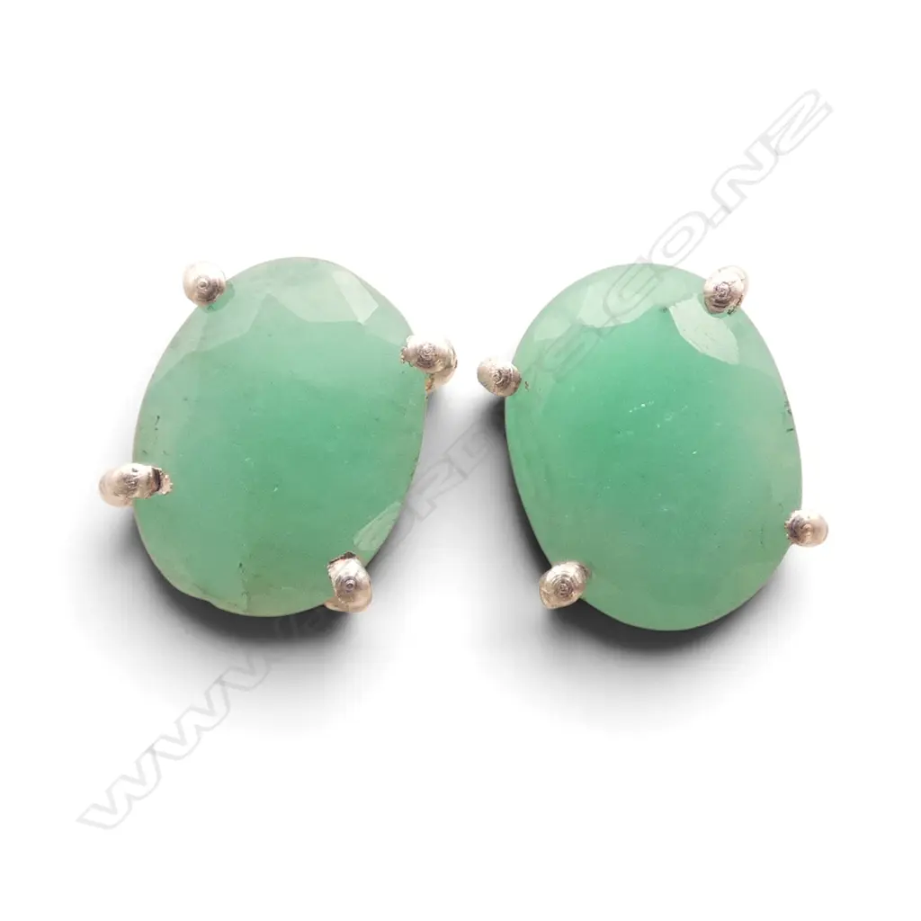 PR SILVER & MILKY EMERALD EARRINGS Image 1++