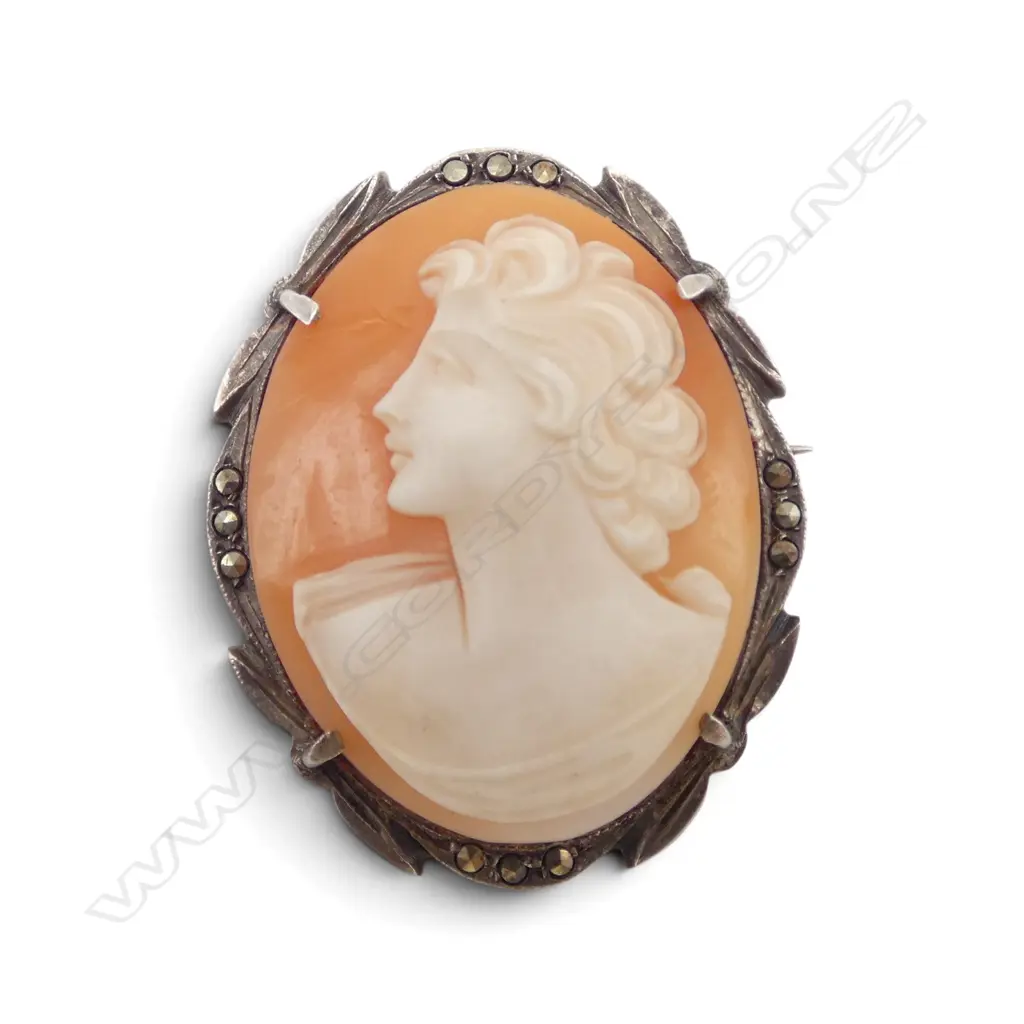 STG SILVER & MARCASITE CAMEO BROOCH 9.96gms  Image 1++