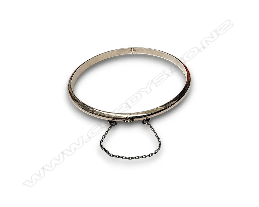 VINTAGE STERLING SILVER BANGLE BRACELET Image 1++