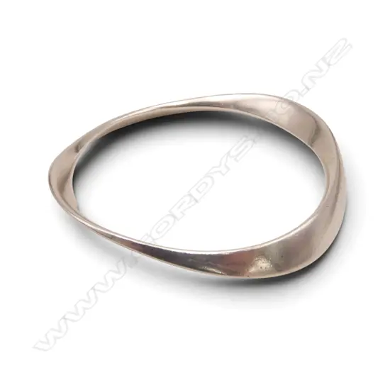 SILVER BANGLE 42gms
