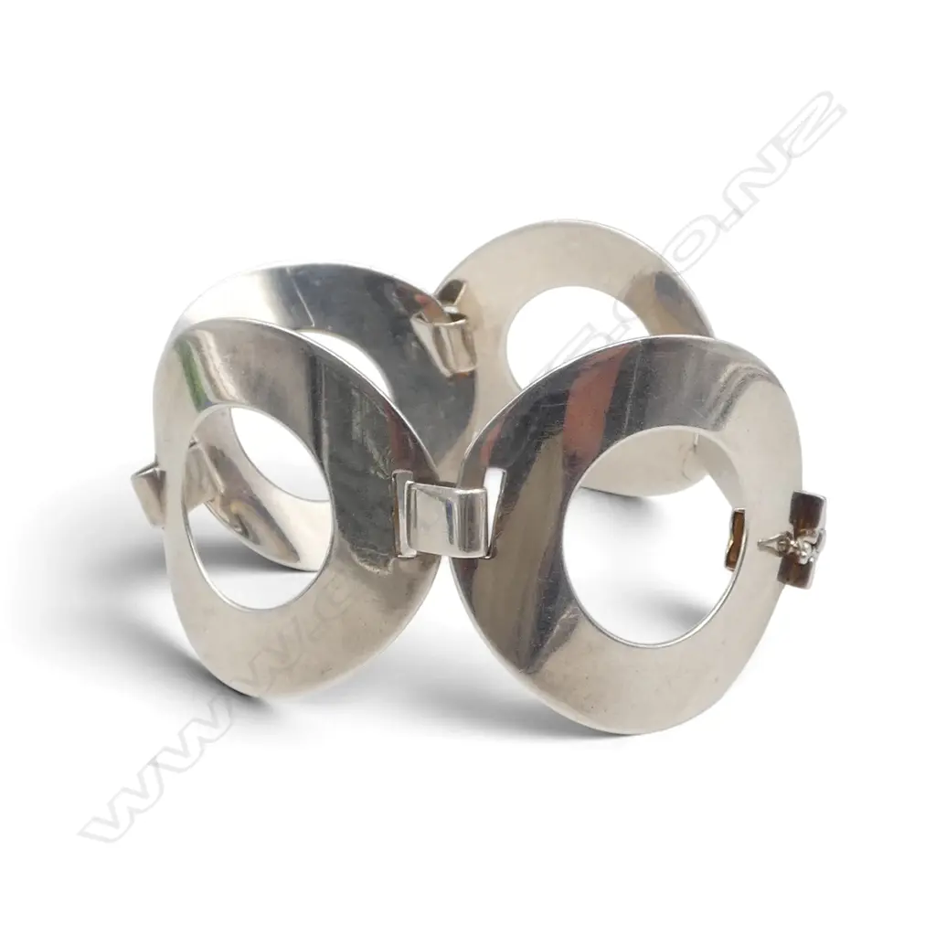 925 SILVER RETRO LOOK BRACELET 4 LGE CURVED RING LINKS. 35.7gms Image 1++