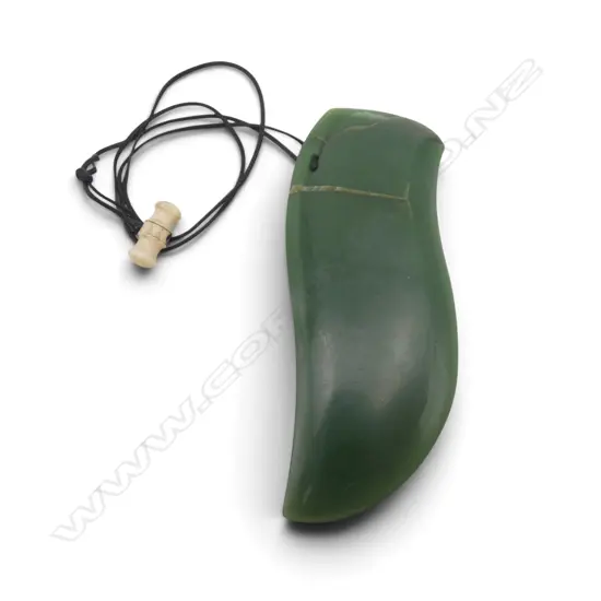 OWEN MAPP GREENSTONE PENDANT NECKLACE 95x40mm