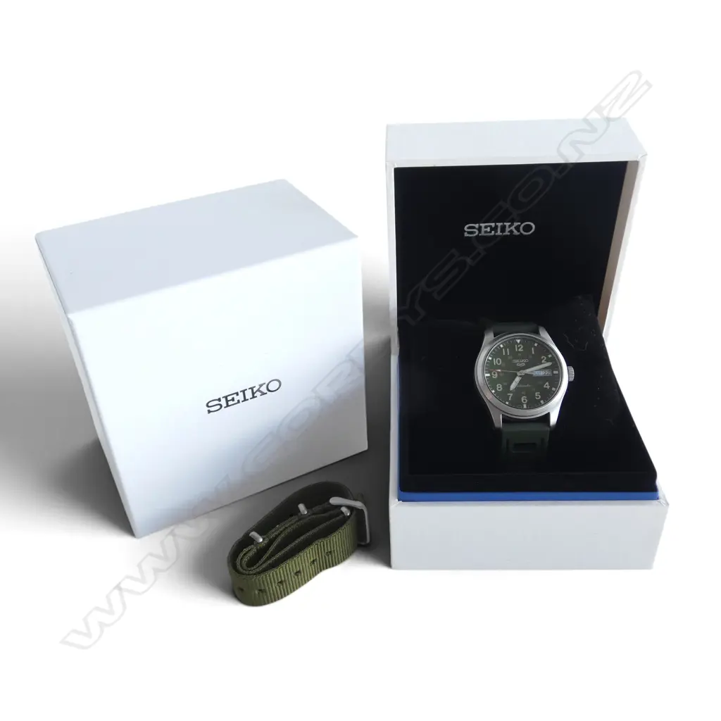 SEIKO WRIST WATCH, BOXED - AUTOMATIC Image 1++
