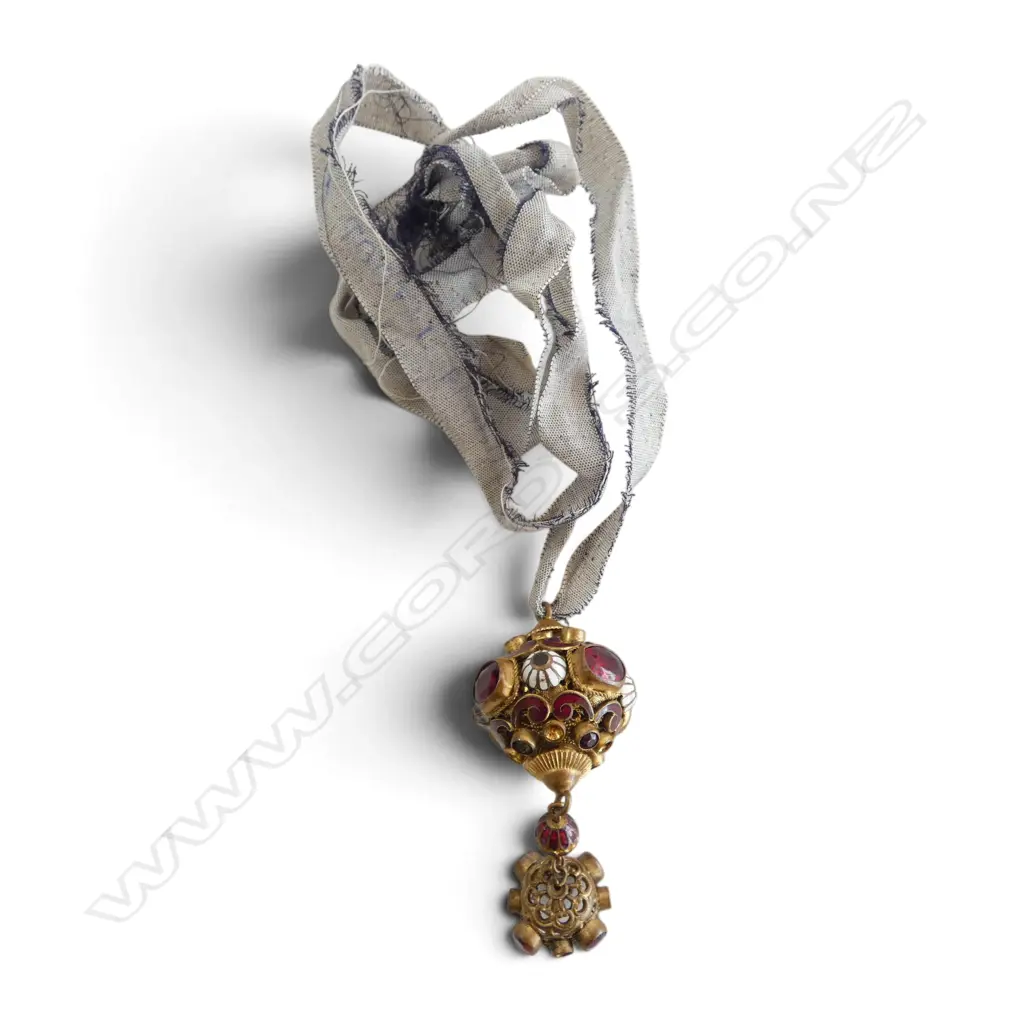 VINTAGE COSTUME PENDANT set with faux red stones & red/white Enamel approx 7cm long Image 1++