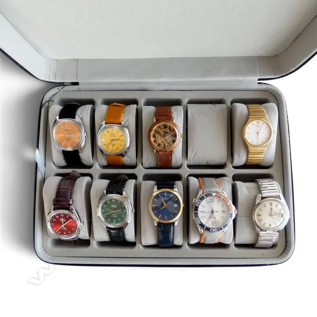 9 GENTS WRIST WATCHES IN CASE W.280mm Image 1++