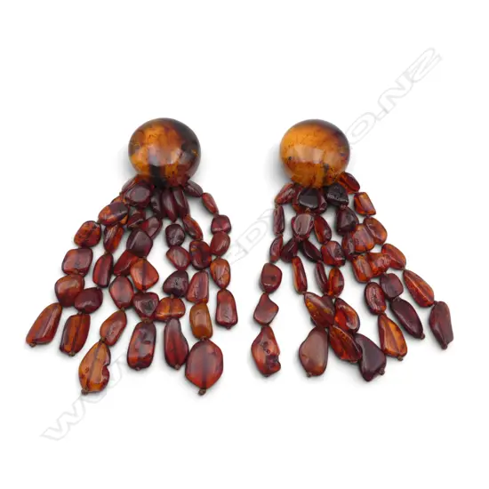 PR RECONSTITUTED AMBER BEADED EARRINGS w. 18ct MOUNTS
