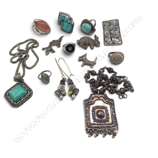 ASST. SILVER & COSTUME JEWELLERY 
