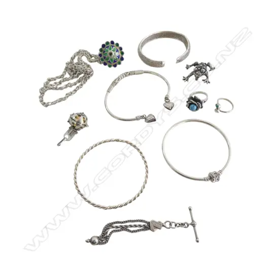 ASST. JEWELLERY MOSTLY SILVER 