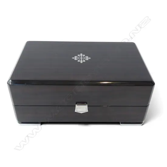 PATEK PHILIPPE WATCH BOX W.235mm