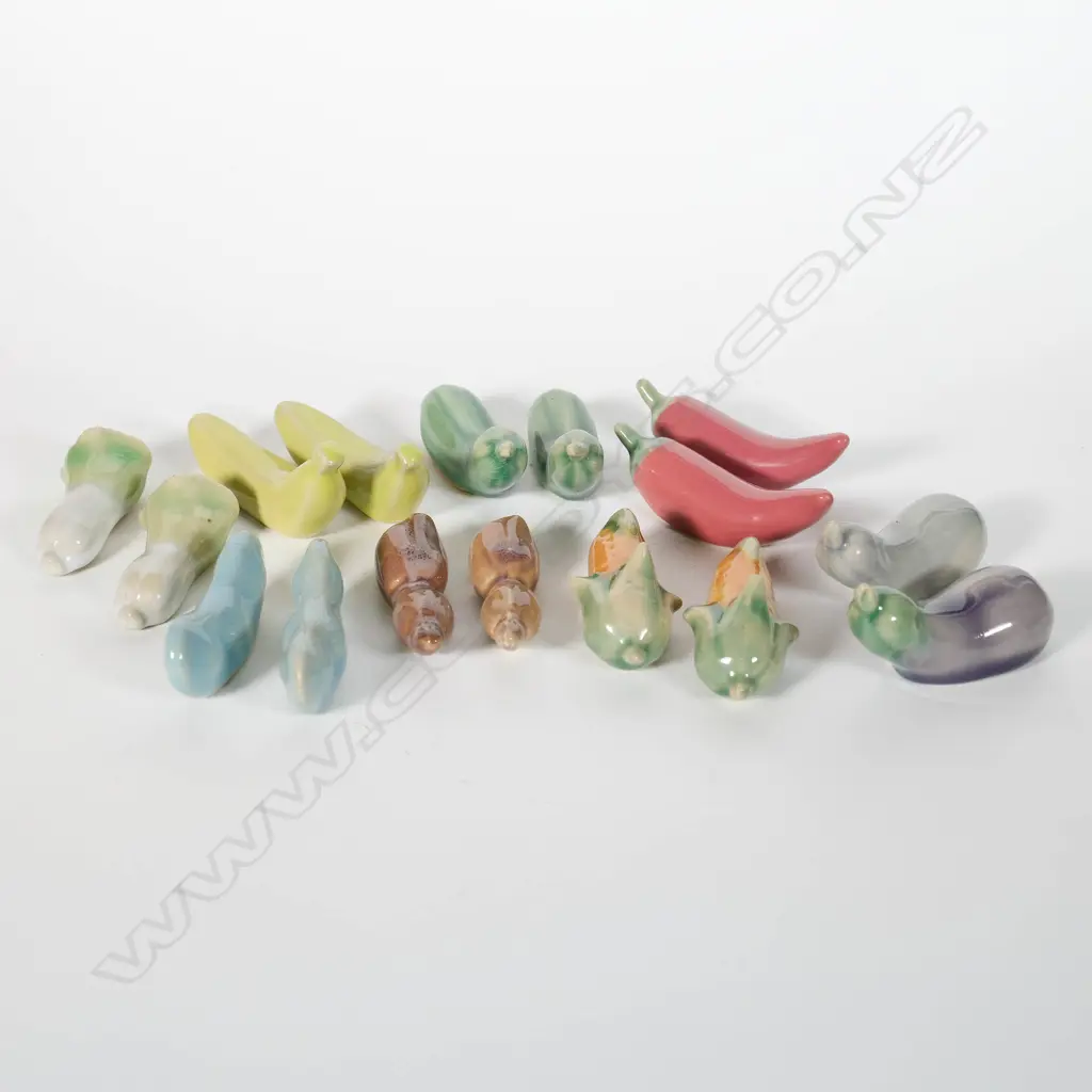 16 Novelty Ceramic Knife/Chopstick Rests shaped as fruit & vegetables Image 1++