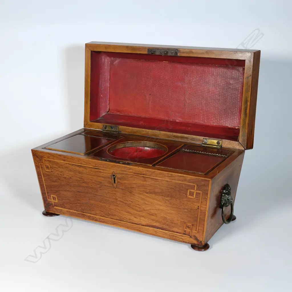 Regency Mahogany tea caddy with stringing inlay and fitted interior Image 1++