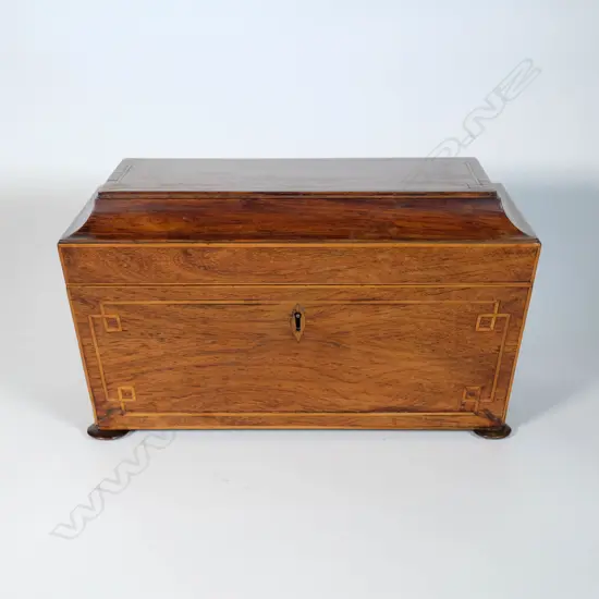 Regency Mahogany tea caddy with stringing inlay and fitted interior