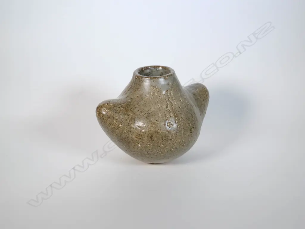 Len Castle (1924-2011) and Theo Schoon (1915-1985) Collaborative stoneware vase Image 1++