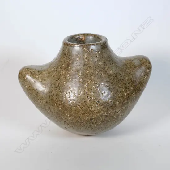 Len Castle (1924-2011) and Theo Schoon (1915-1985) Collaborative stoneware vase