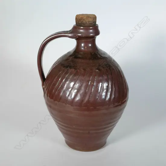 Mirek Smisek (1925-2013) - Tenmoku glazed flagon
