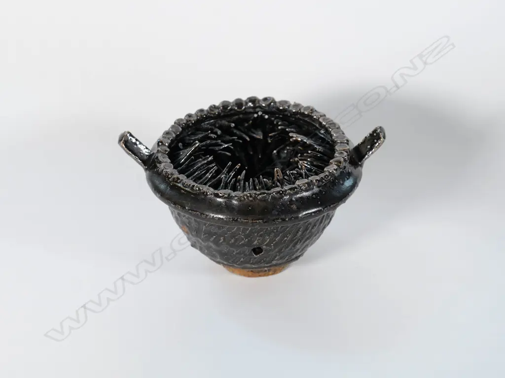 Laurie Steer (b.1977) - Dream Pool - Stoneware. 2019 Image 1++