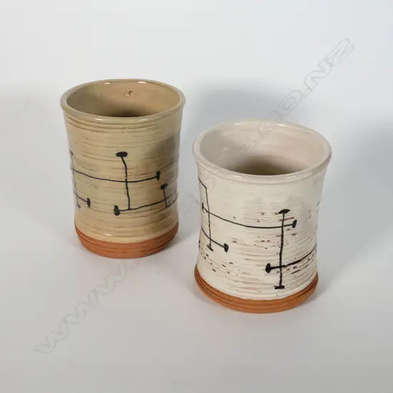 Paul Maseyk (b. 1947) - Line decorated teracotta tumblers