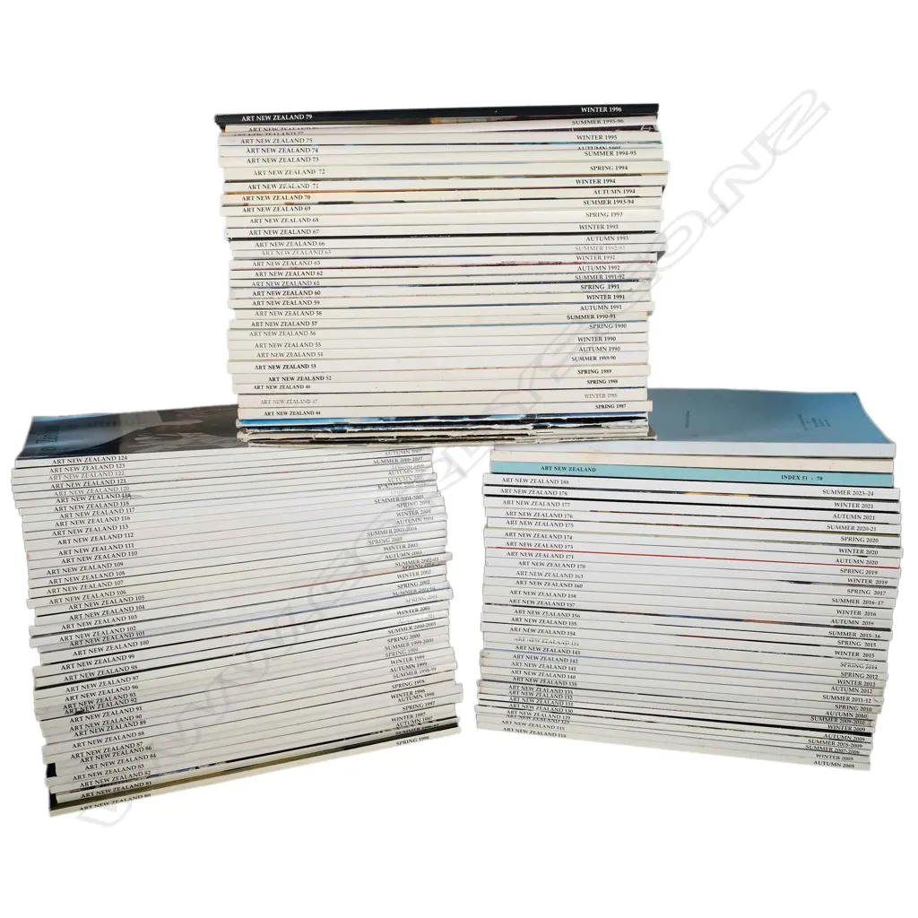 Over 100 Art New Zealand Magazines between 1977 and 2023 Image 1++