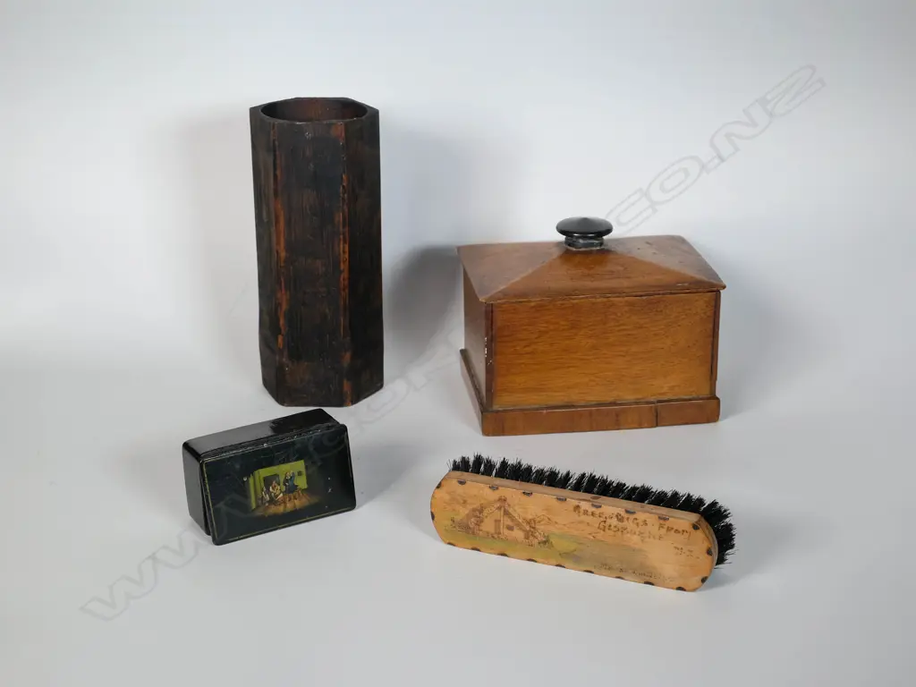 Antique Lidded Box. Painted Genre Scene Papier Mâché Snuff Box etc Image 1++