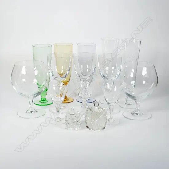15Pcs Cut Glass and Crystalware - 205mm (Tallest) 