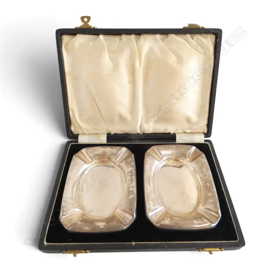 PR STG SILVER ASHTRAYS boxed Birmingham 1951. 101gms