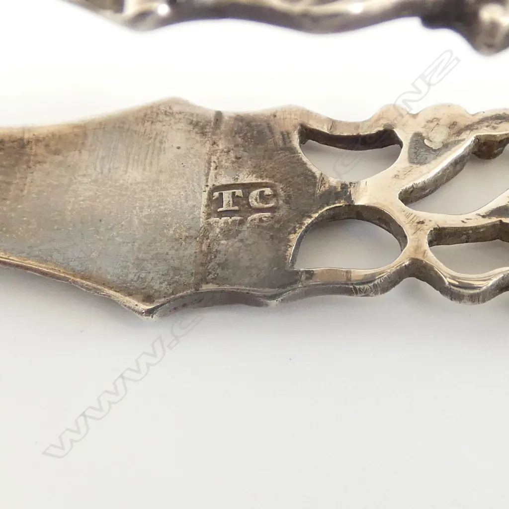 2 PRS STG SILVER SUGAR TONGS 75gms  Image 1++