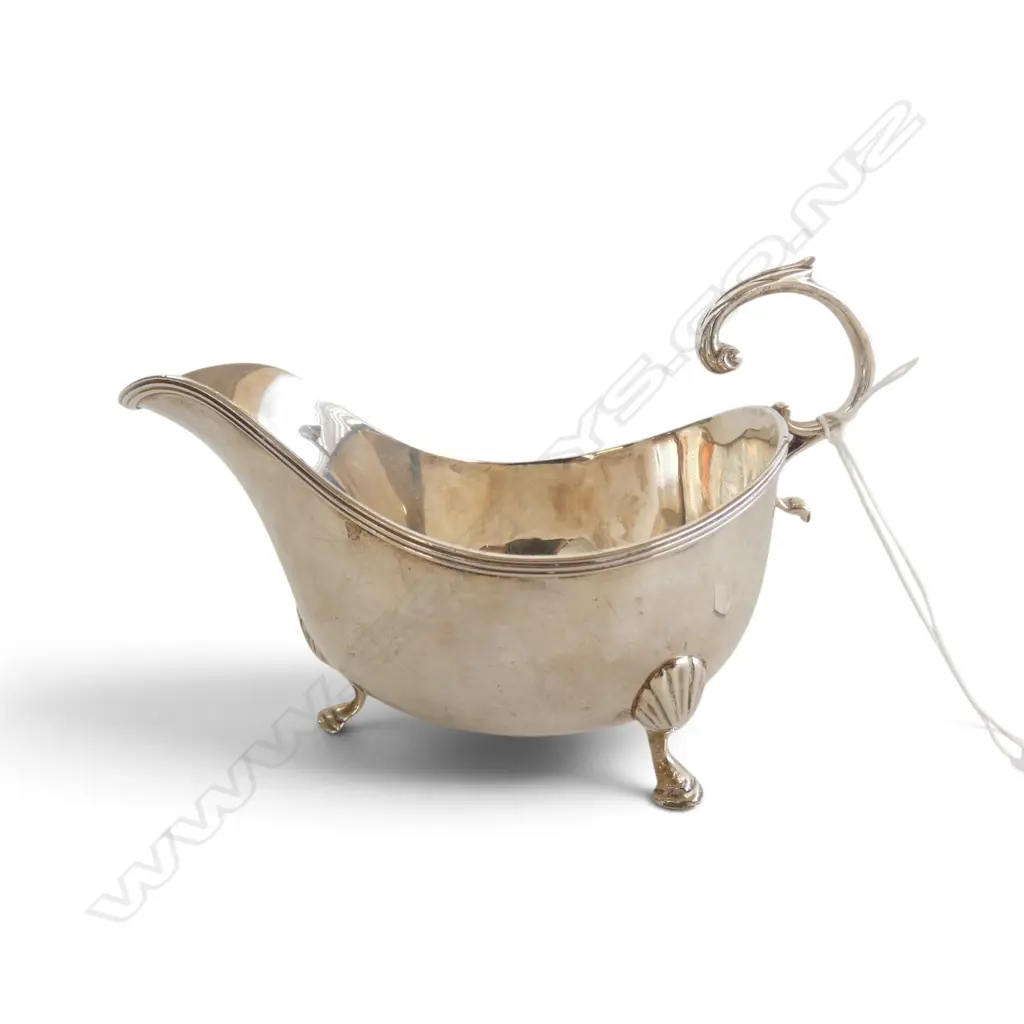 STG GRAVY BOAT, B'HAM 1931 126gms Image 1++