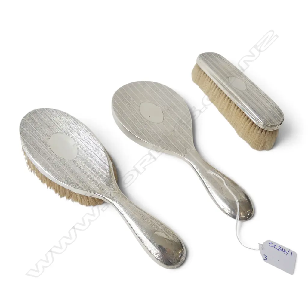 3 PCE STG SILVER DRESSING SET, CHESTER 1907 - 08 Image 1++