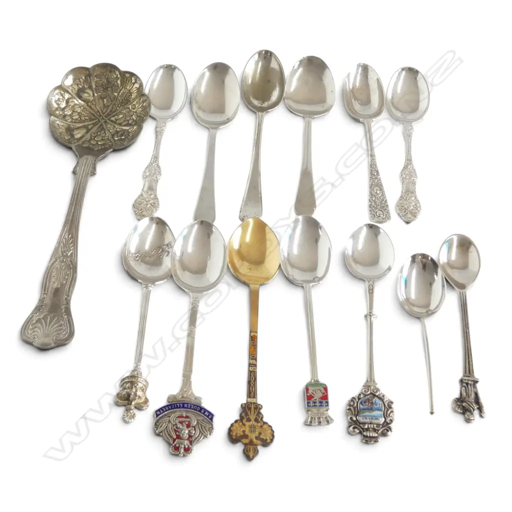 ASST. CUTLERY INCL. 4 STG SILVER TEASPOONS, 44gms Image 1++