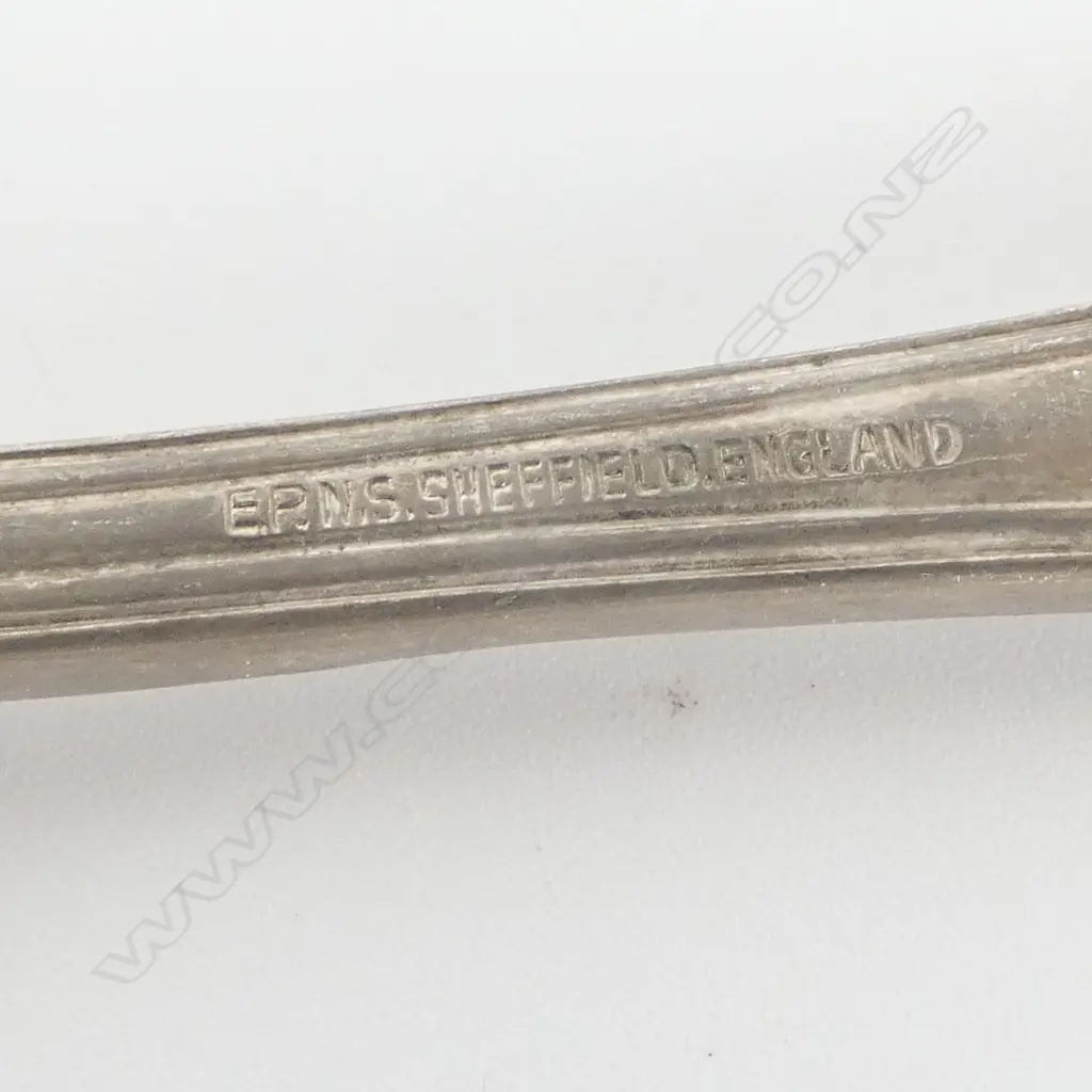 ASST. CUTLERY INCL. 4 STG SILVER TEASPOONS, 44gms Image 1++