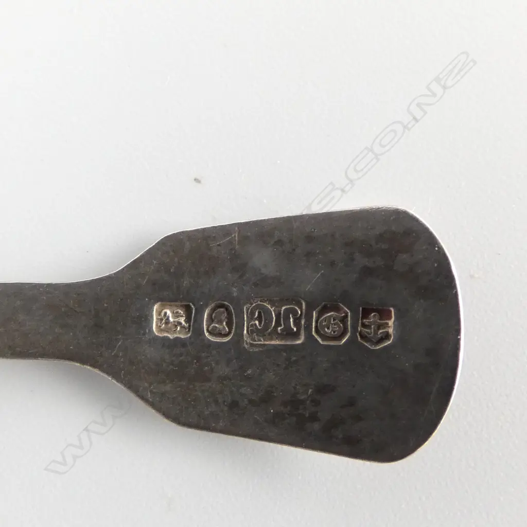 4 PCES STG SILVER CUTLERY, 40gms Image 1++
