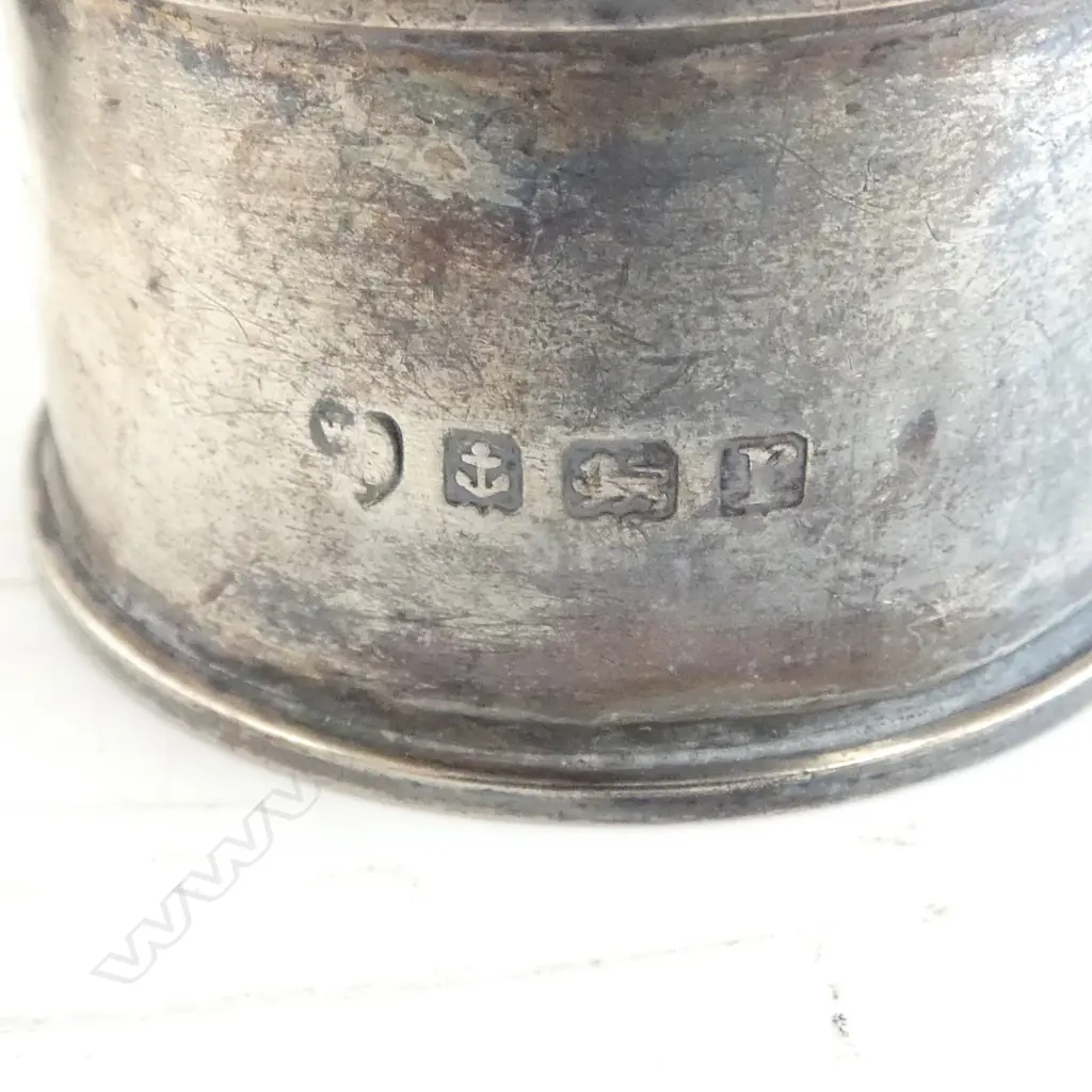 5 PCES STG SILVER; 3 NAPKIN RINGS + 2 TEASPOONS 53gms Image 1++
