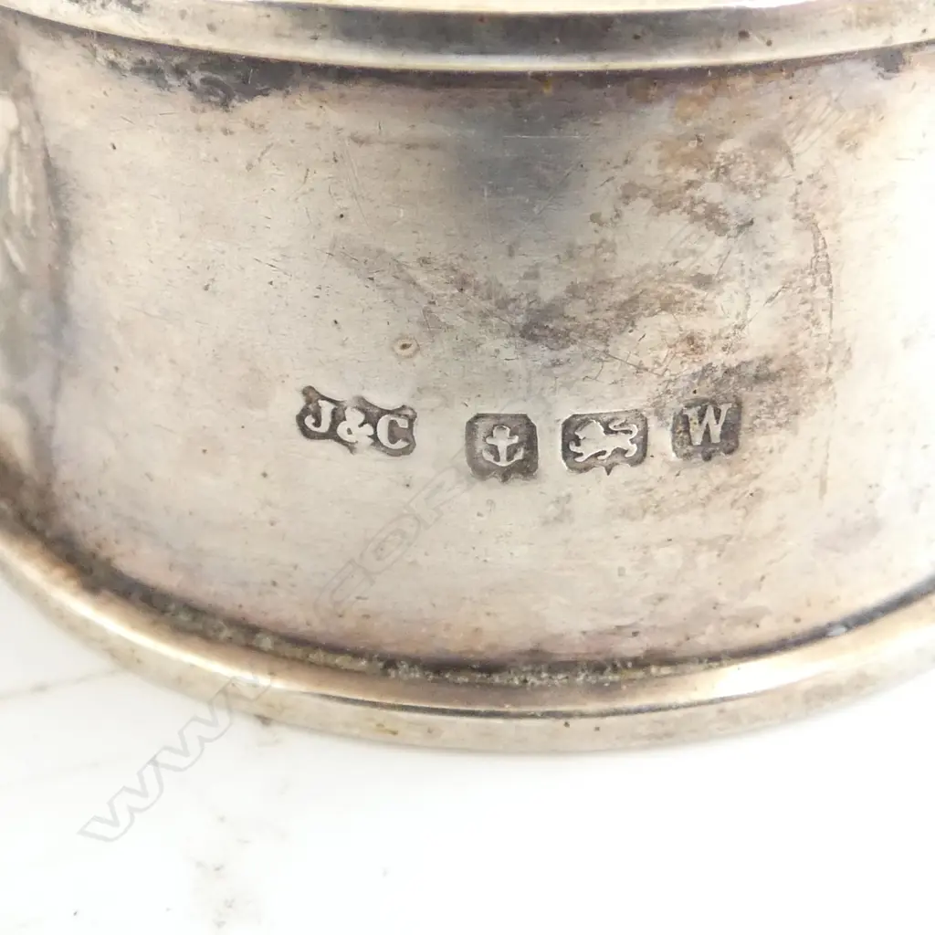 5 PCES STG SILVER; 3 NAPKIN RINGS + 2 TEASPOONS 53gms Image 1++