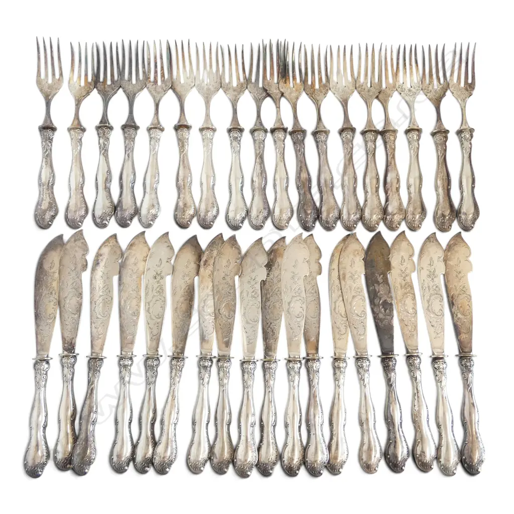 SET OF 18 CONTINENTAL testing 90% SILVER HANDLED FISH KNIVES & FORKS  Image 1++