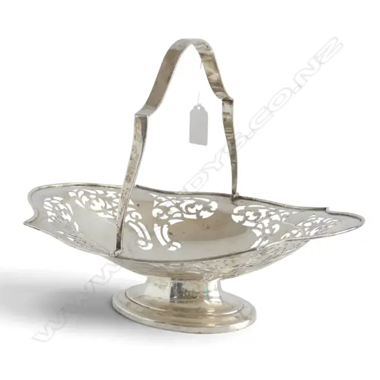 STG SILVER PIERCED DISH w. SWING HANDLE, B'HAM 1919 W.300mm 558gms