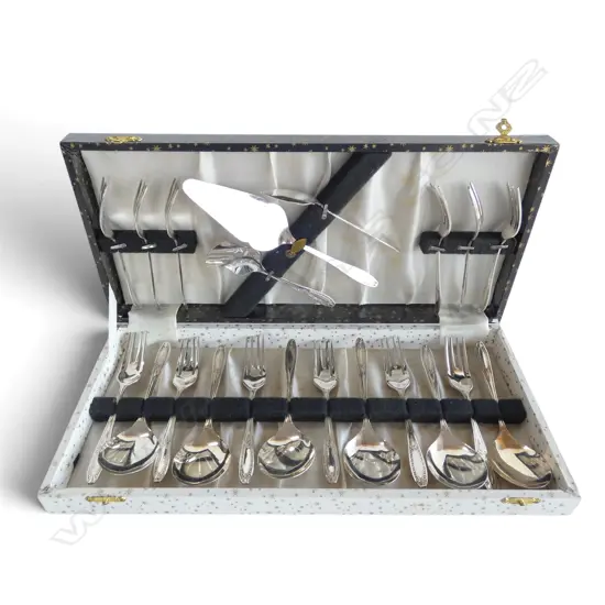 BOXED DESERT CUTLERY SET W.350mm