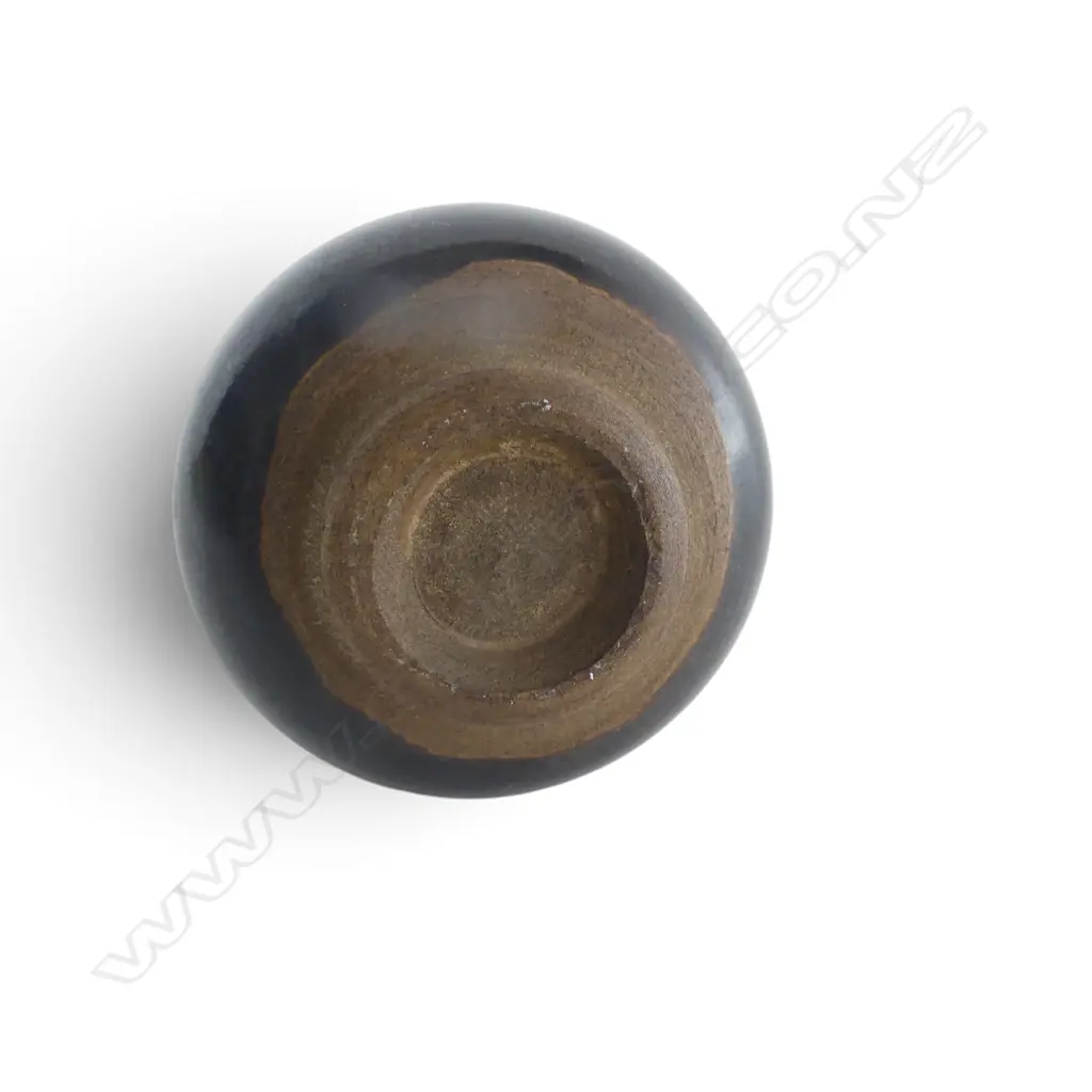 SMALL VASE w. BLACK GLAZE H.80mm Image 1++