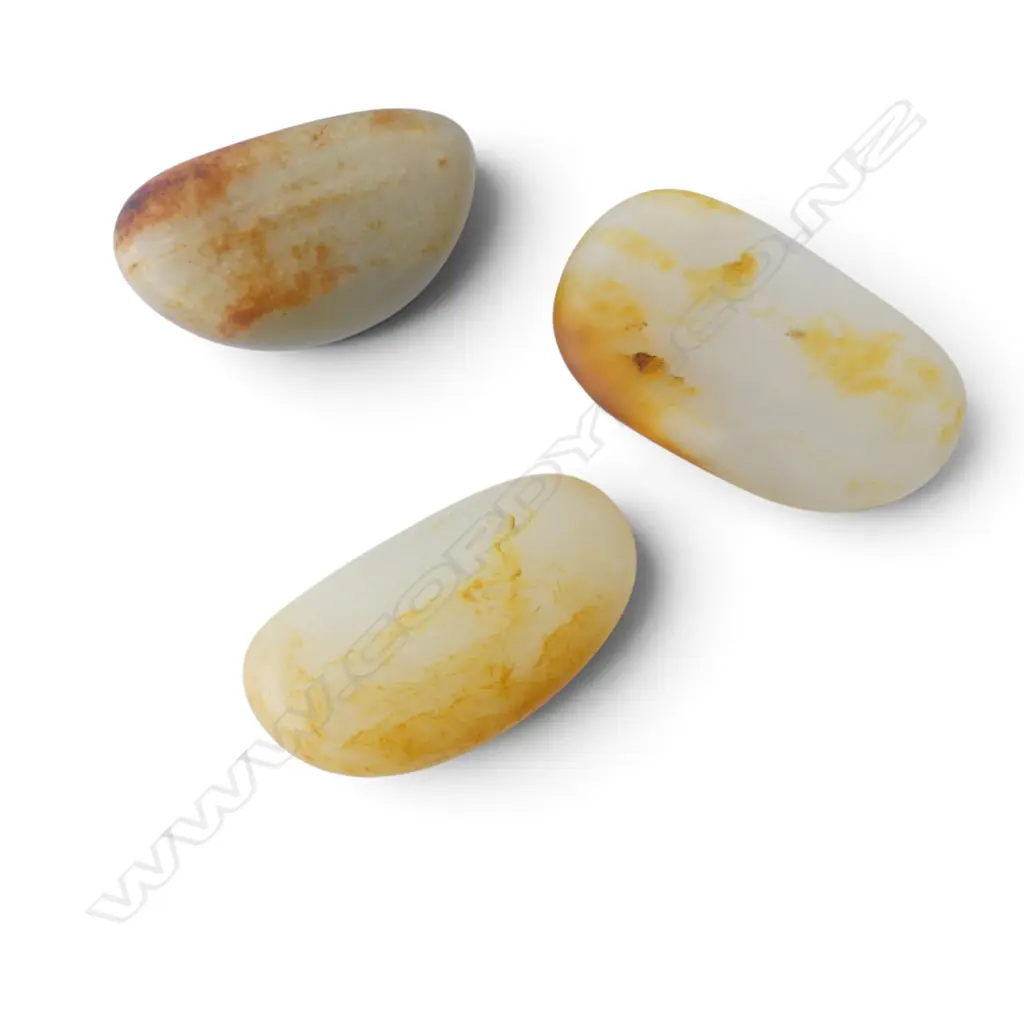 THREE PIECES OF HETIAN JADE (ONE DRILLED FOR WEARING) EACH TOGETHER WITH A CERTIFICATE OF GEMS & JADES - Image 1++