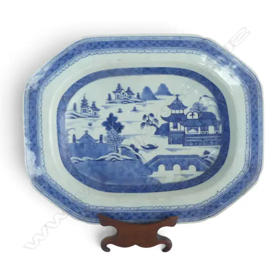 CHINESE EXPORT WARE DISH 275x350mm FAULTS + STAND