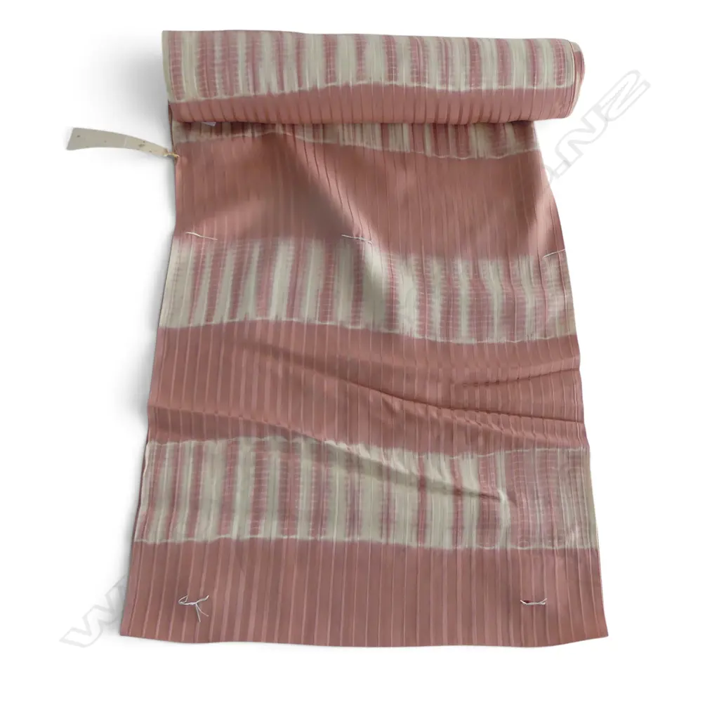 Unused 1980's NISHIJIN TEXTILE (Kyoto) JAPANESE leaf pattern on mauve SILK ROLL. L.12m. W.360mm. New old stock Image 1++